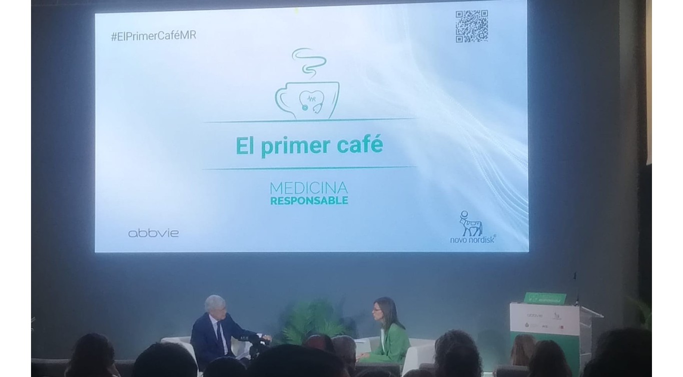 Carmen Fúnez analiza los retos de la sanidad actual  