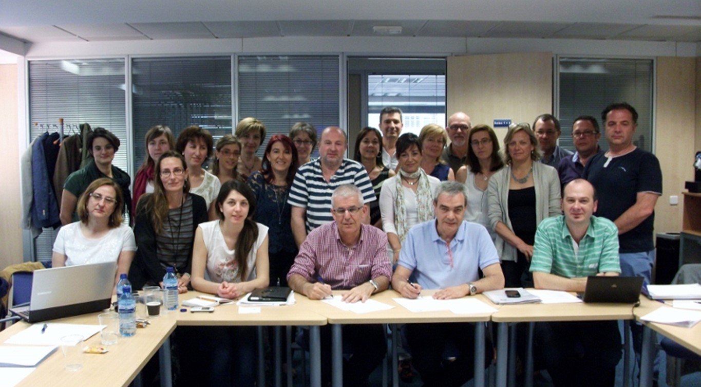 FAECAP y AGEFEC firman el acuerdo para celebrar, en abril de 2015,  su próximo Congreso en Santiago de Compostela